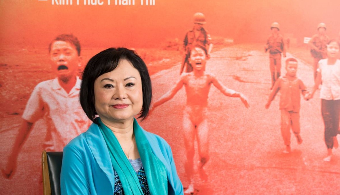 "فتاة النابالم" تروي مأساتها في حرب فيتنام وخلاصها من الجحيم