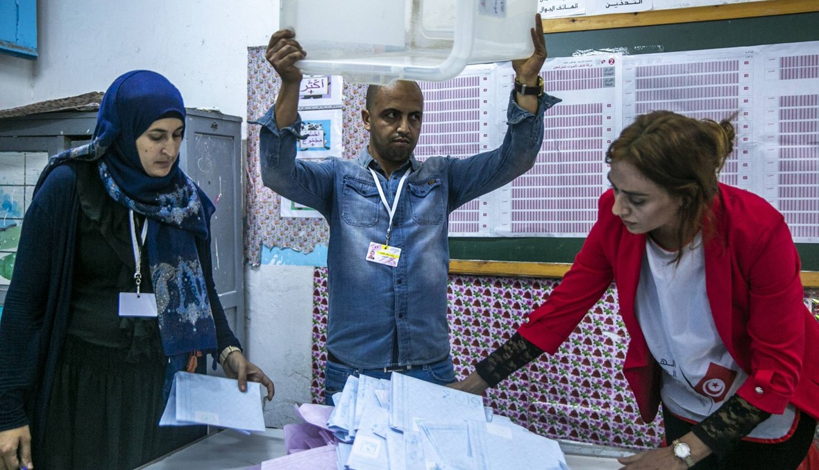 النهضة وقلب تونس يدّعيان الفوز بصدارة الانتخابات