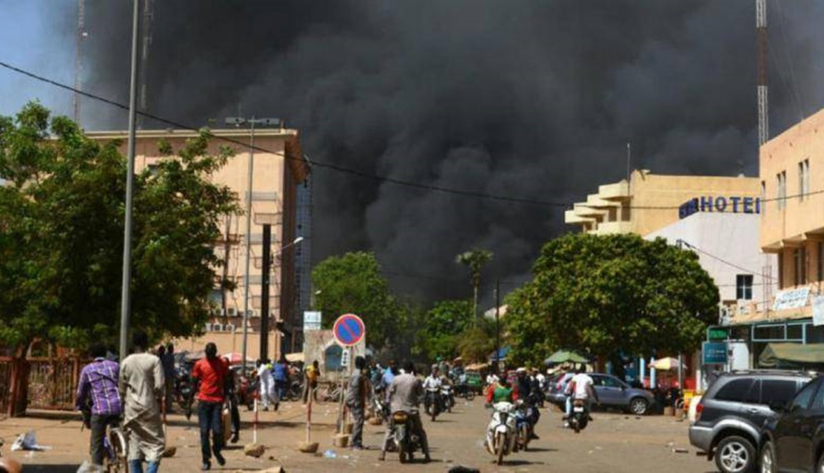 16 قتيلاً وجريحان في هجوم استهدف مسجداً في شمال بوركينا فاسو
