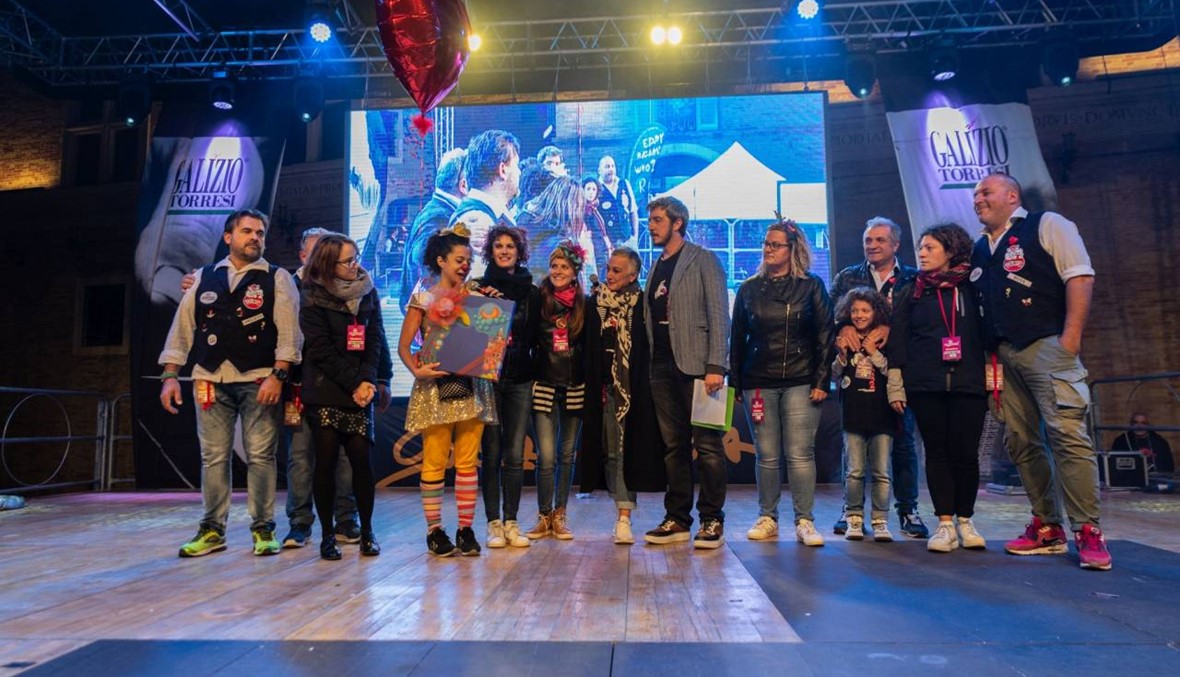 إنجاز جديد للمرأة اللبنانية... المهرّجة والناشطة سابين شقير تحصد جائزة عالمية