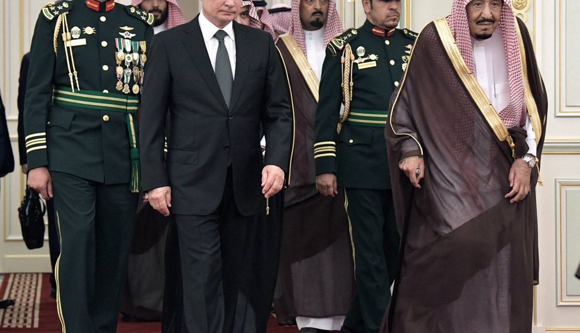 بوتين وصل إلى الرياض: استقبال سعودي حار، والبحث يتناول النفط والأزمة مع إيران