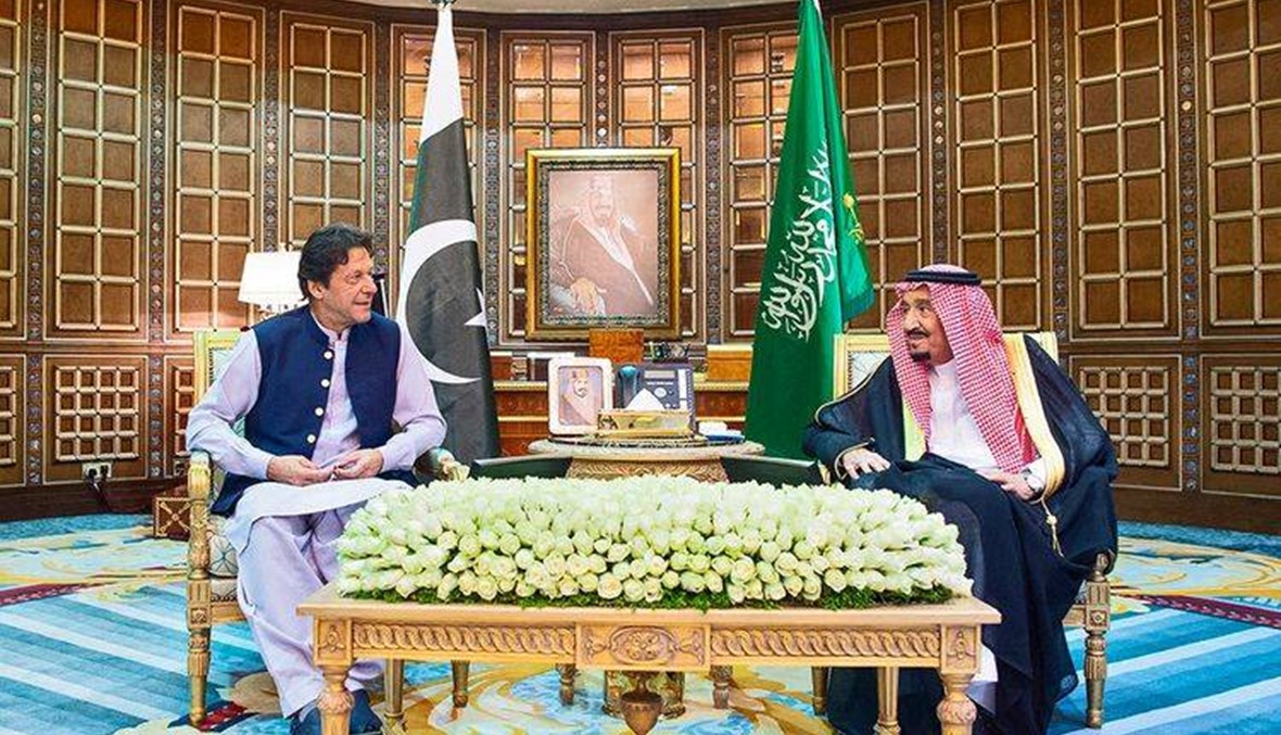 رئيس الوزراء الباكستاني يلتقي العاهل السعودي في الرياض
