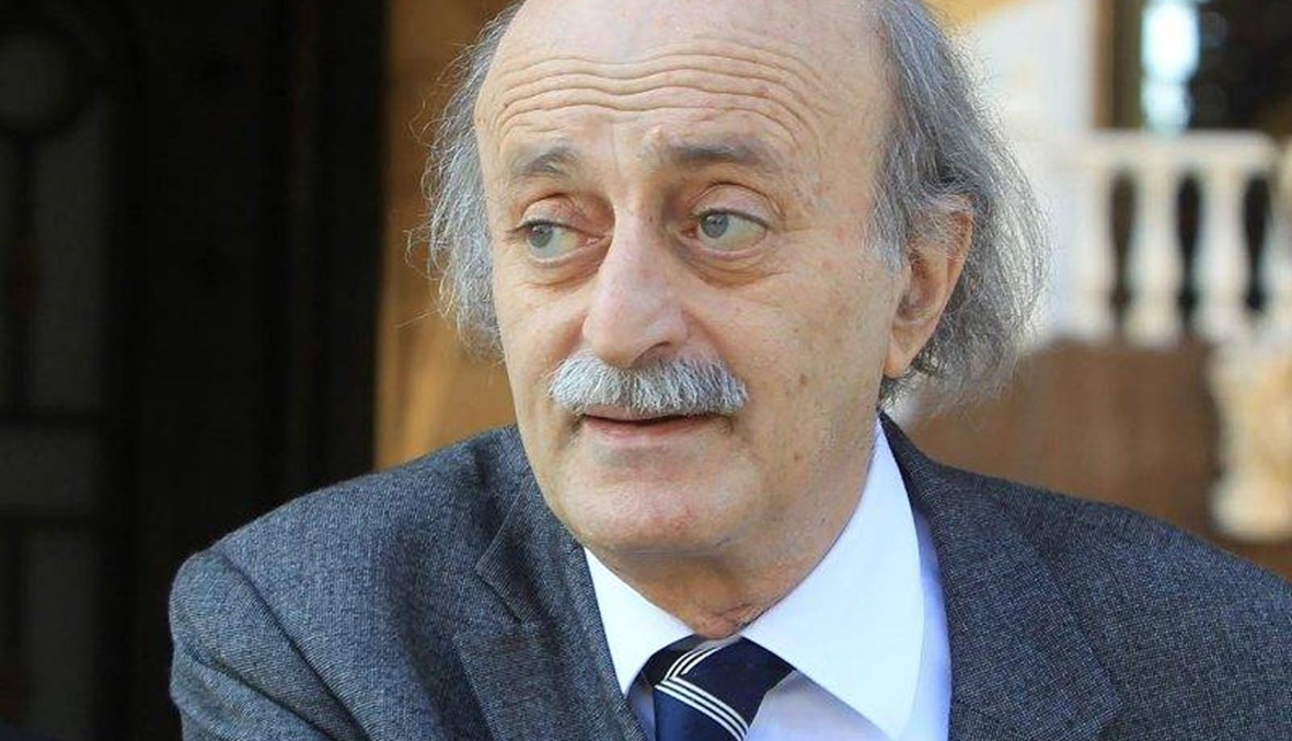 جنبلاط أعلن رفضه ورقة الحريري الاقتصادية: لا يمكننا البقاء مع باسيل في الحكومة