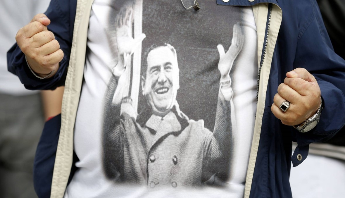 انتخابات رئاسيّة في الأرجنتين:  نموذجان متناقضان يتنافسان لمواجهة الأزمة الاقتصاديّة