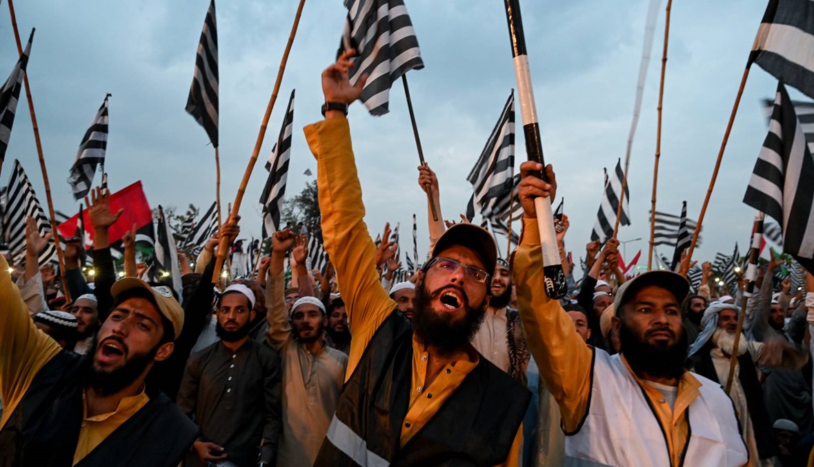 باكستان: الإسلاميّون يمهلون حكومة خان 48 ساعة للاستقالة