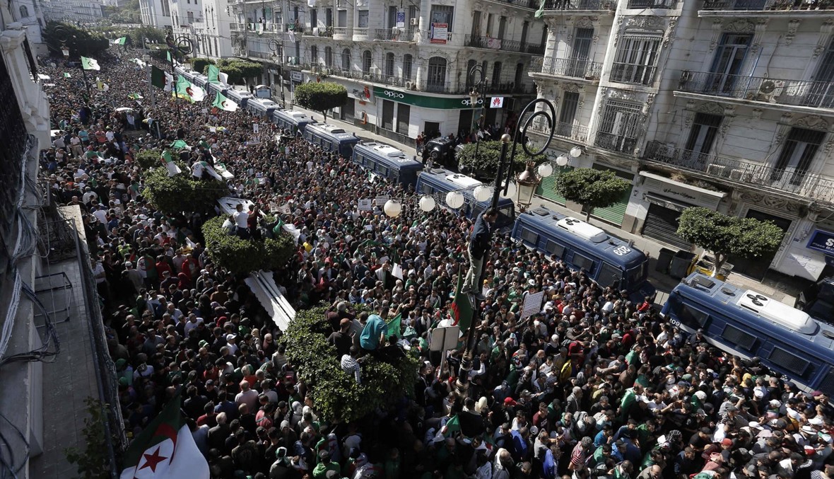 الجزائر: خمسة مرشّحين استوفوا شروط خوض الانتخابات الرئاسية