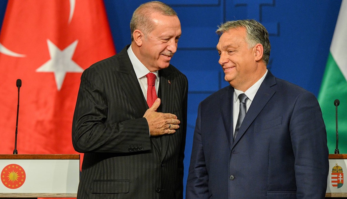 إردوغان يهدّد مجدّداً بـ"فتح الأبواب" أمام المهاجرين إلى أوروبا