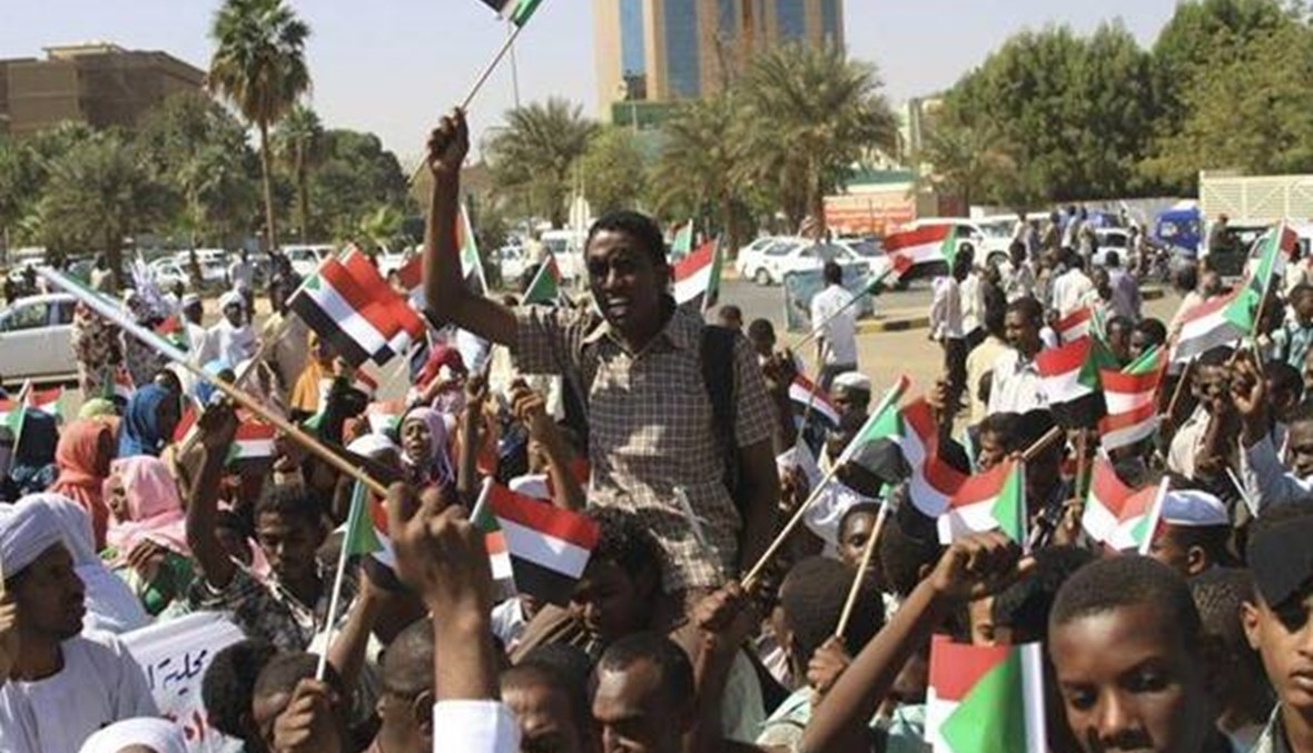 السودان يحتاج إلى 5 مليارات دولار لمنع انهيار الاقتصاد