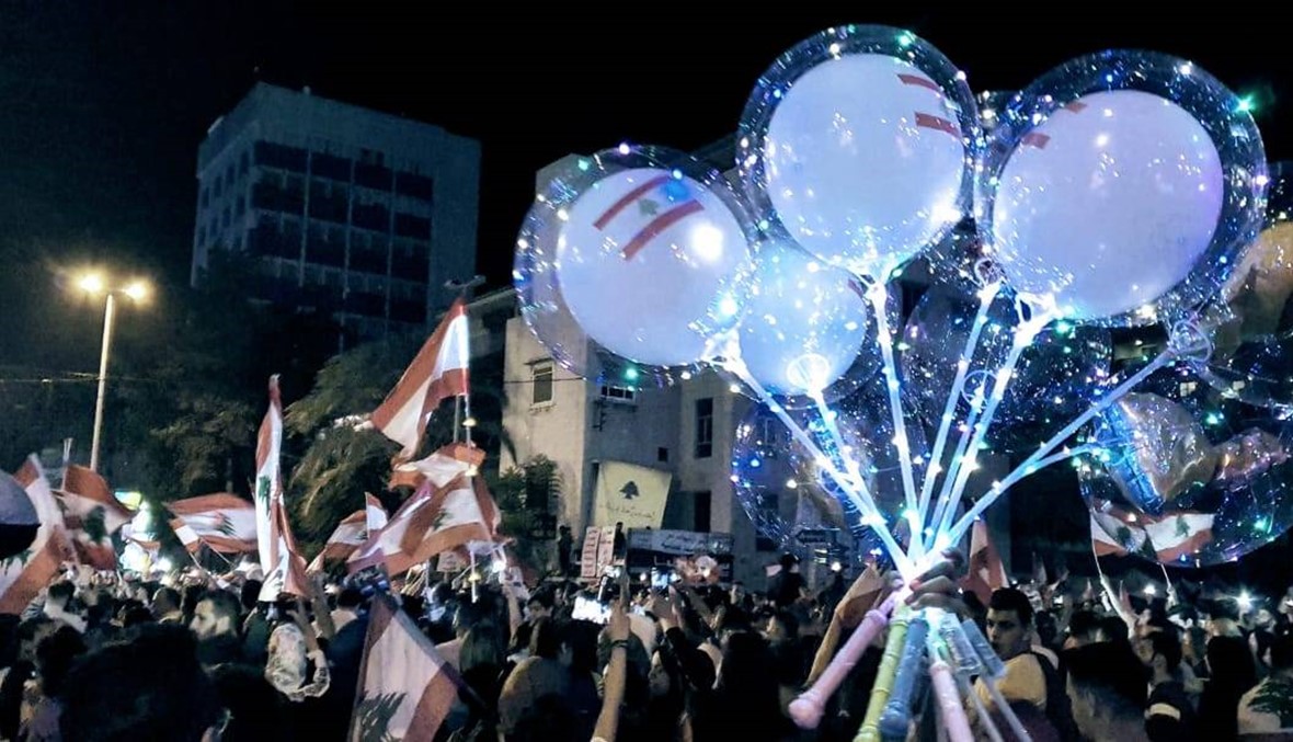 نشاطات متنوّعة لمتظاهري صيدا في ساحة الانتفاضة... لا ملل ولا تعب (صور وفيديو)