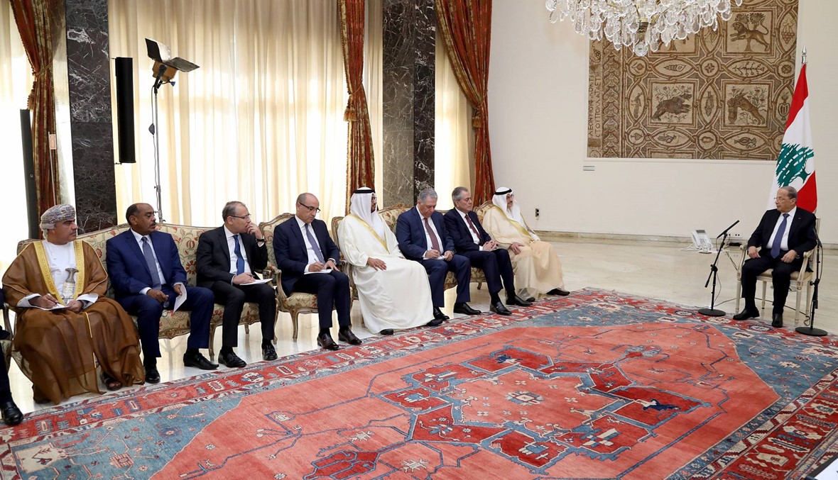 السفراء العرب و"مجموعة الدعم" اطَّلعوا على موقف عون  \r\nكوبيتش: للإسراع في حكومة ثقة والأولوية للاستقرار النقدي
