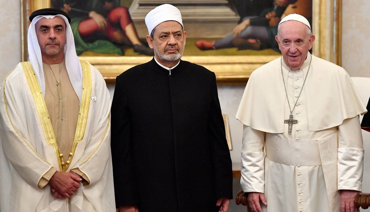 الفاتيكان: البابا فرنسيس استقبل شيخ الأزهر ووزير الداخليّة الإماراتي