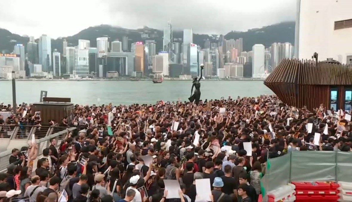 احتجاجات هونغ كونغ تُخلّف ركوداً اقتصادياً: خفض توقّعات النمو