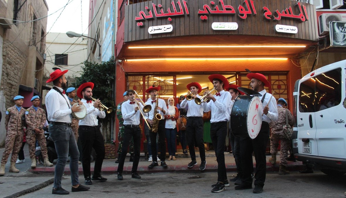 افتتاح مهرجان لبنان المسرحيّ للحكواتي: فضاء لتبادل التجارب (صور وفيديو)