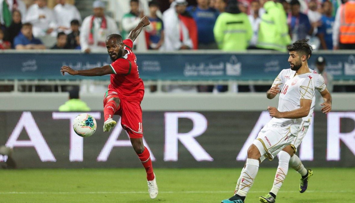 بالصور: البحرين وعمان "حبايب" في كأس الخليج