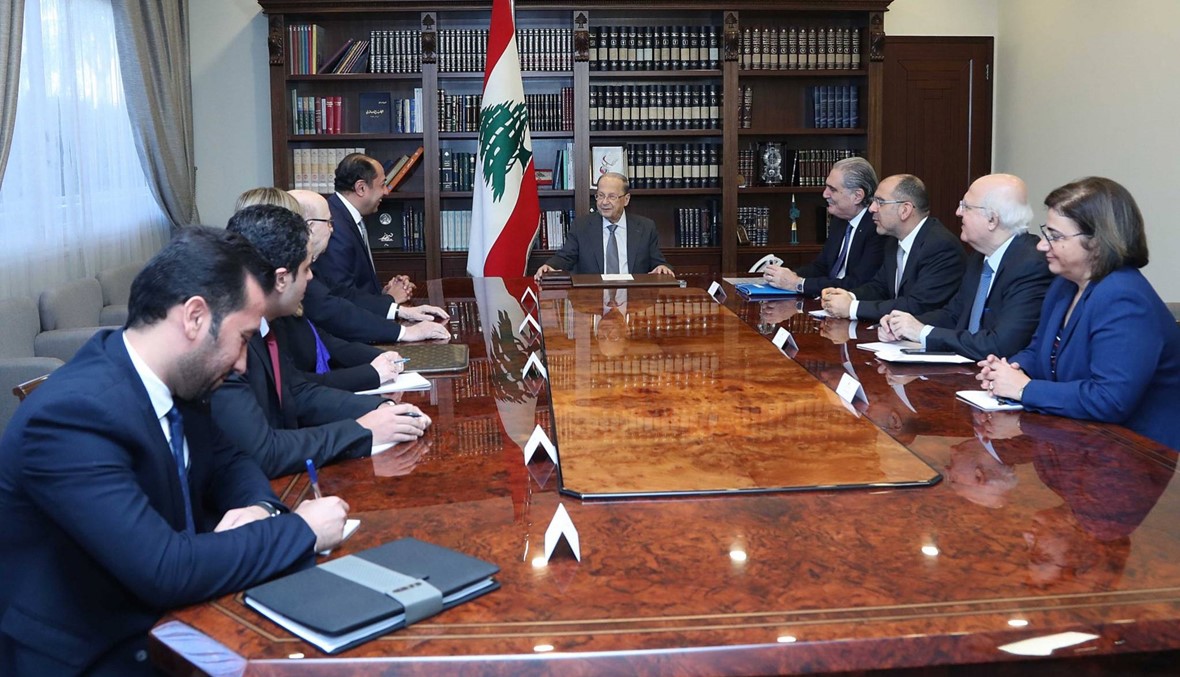 عون للأمين العام المساعد لجامعة الدول العربية: الوضع في لبنان لا يحتمل شروطاً وشروطاً مضادّة
