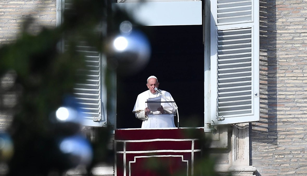 البابا فرنسيس "يتابع بقلق" الوضع في العراق: "أدعو الله من أجل السلام والوفاق"