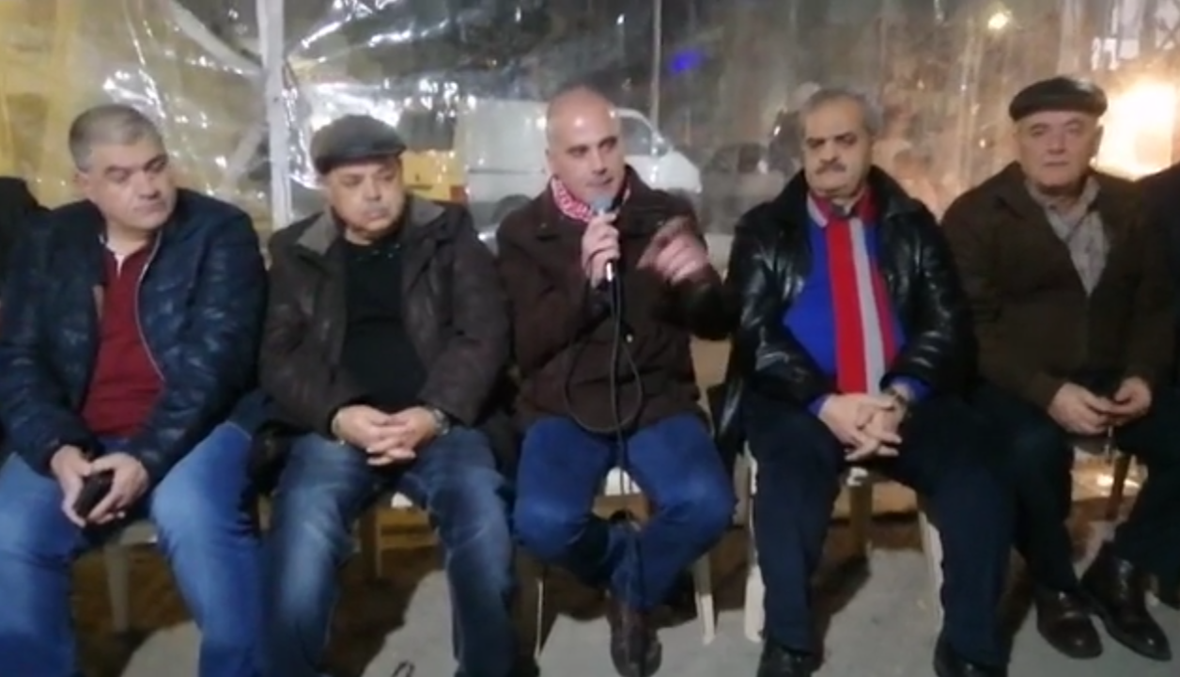 خيمة الاعتصام في حلبا... استمرار توافد المحتجين وحلقات حوارية
