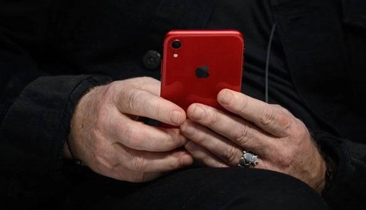 إحذروا هذا الخلل في أجهزة آيفون: يتيح للقراصنة إغلاق هاتفك دون لمسه