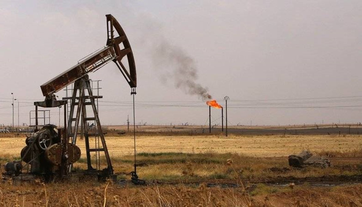 النفط يتراجع بعد نمو المخزونات الأميركية