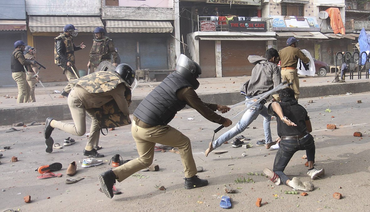 احتجاجات الهند: السلطات تقطع خدمة الهاتف النقال في أجزاء من نيودلهي
