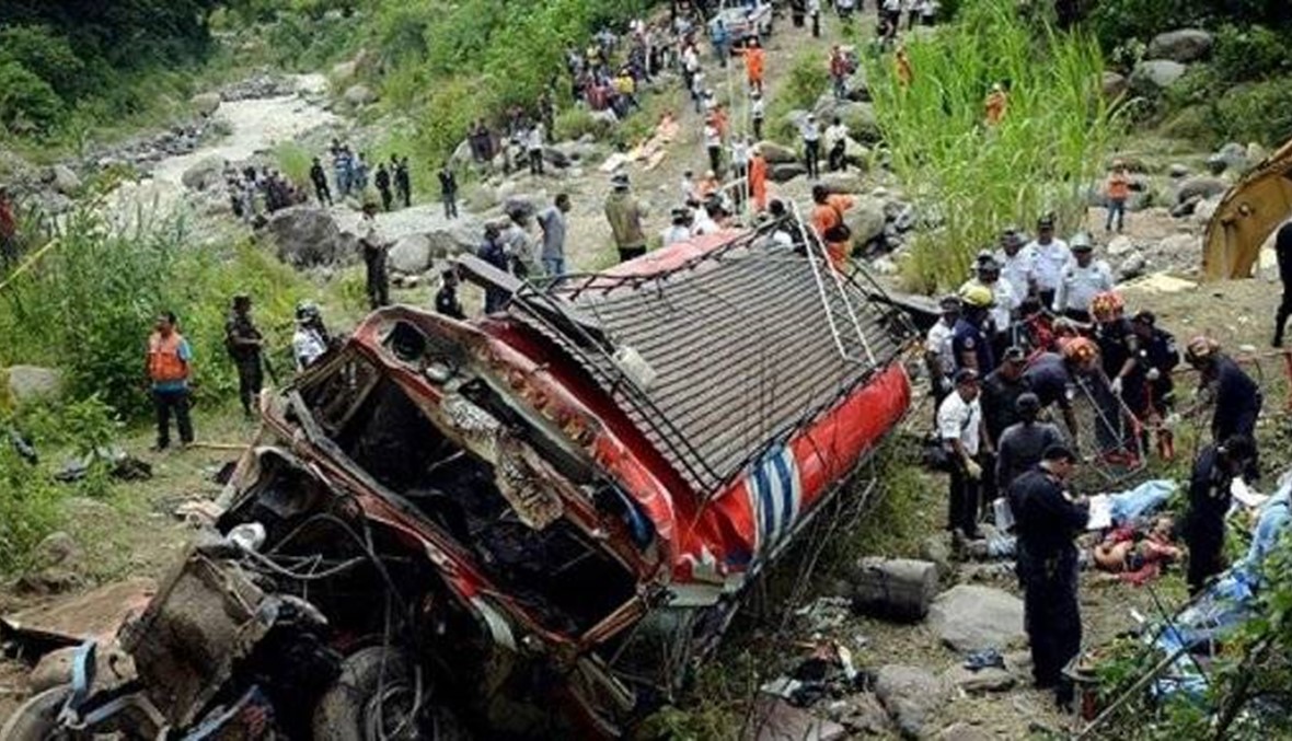 تصادم بين حافلة وشاحنة في شرق غواتيمالا: مقتل 17 شخصاً على الأقل