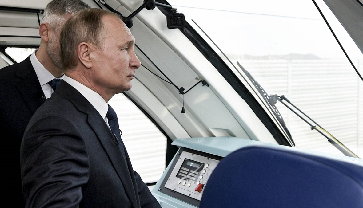 بوتين يفتتح خط السكة الحديد الّذي يربط القرم بروسيا: "إنّه حدث سار ومهم جدًّا"