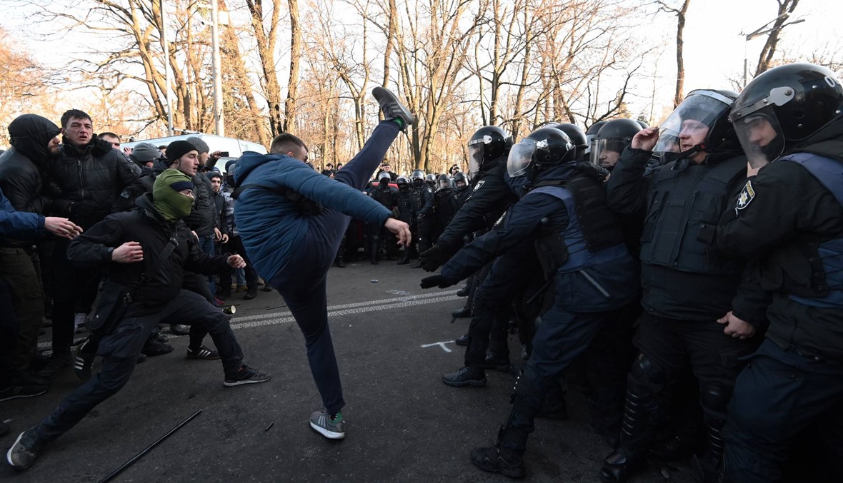 كييف تتّفق مع الانفصاليّين على تبادل أسرى قبل نهاية 2019