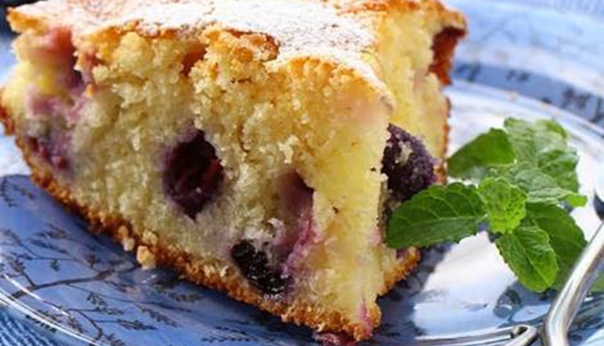 طريقة تحضير "كيك" التوت