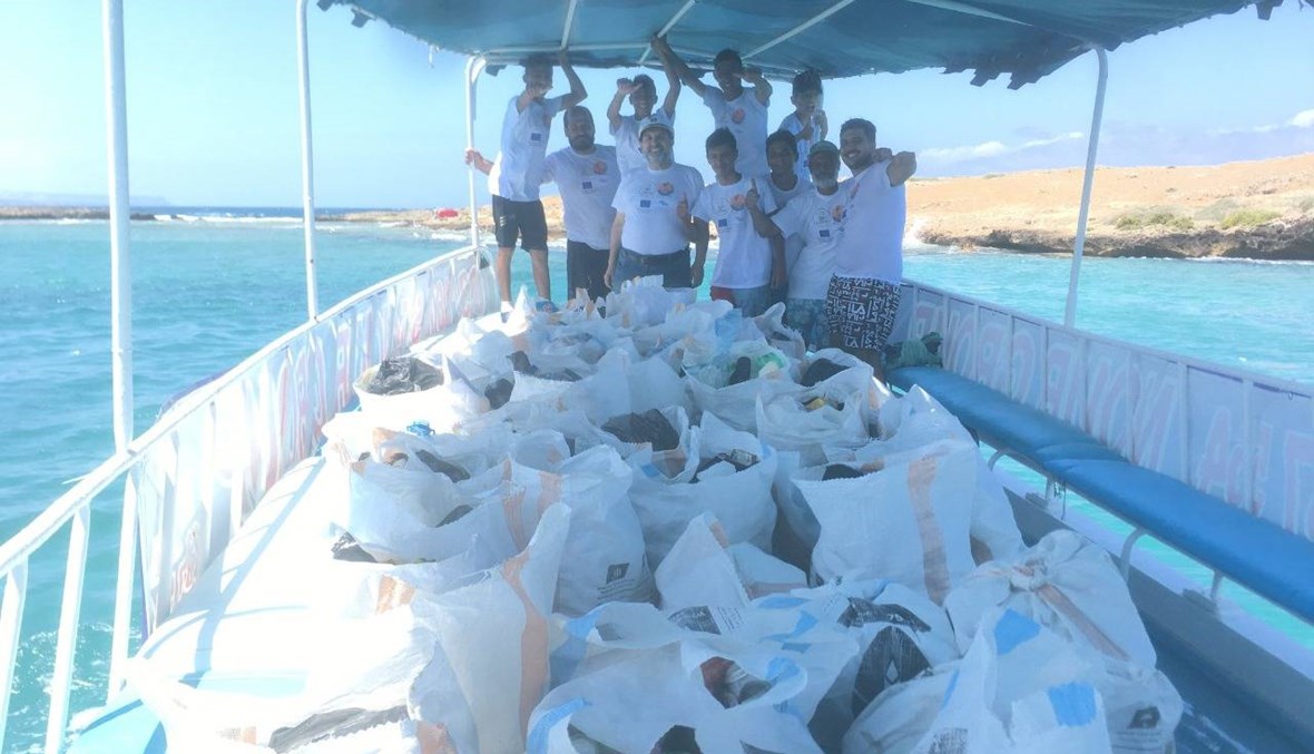 حملة تنظيف للّجنة اللبنانية للبيئة والتنمية المستدامة لجزر البلّان والرميلة قبالة شاطىء طرابلس- الميناء