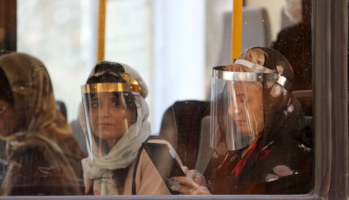 كورونا إيران: عدد قياسي لحالات الوفيات اليومية ودعوة لوضع الكمامات