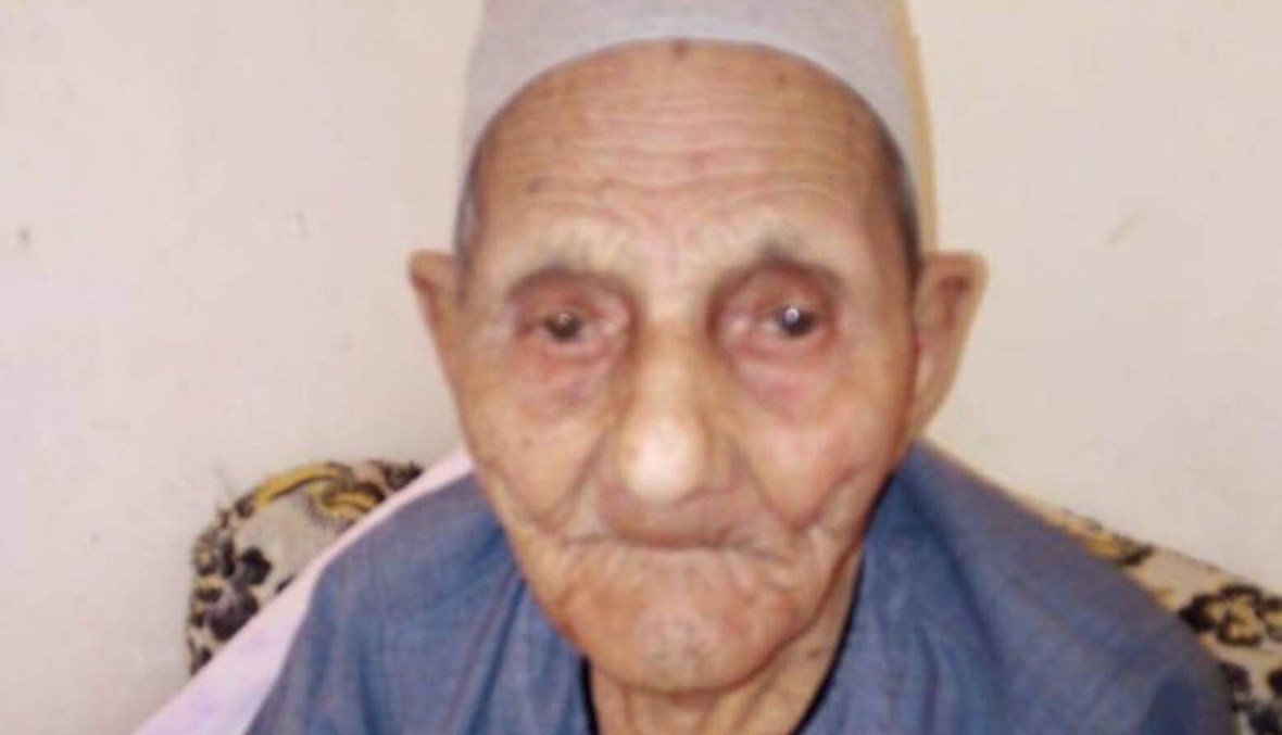 عمره 106 أعوام... وفاة أكبر معمّر مصري متأثراً بكورونا