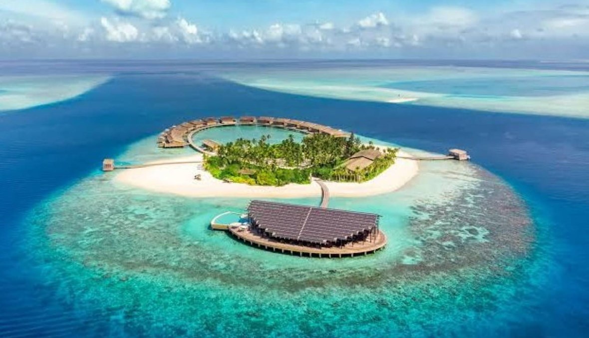 جزر المالديف تفتح أبوابها أمام السياحة العالمية مجدداً