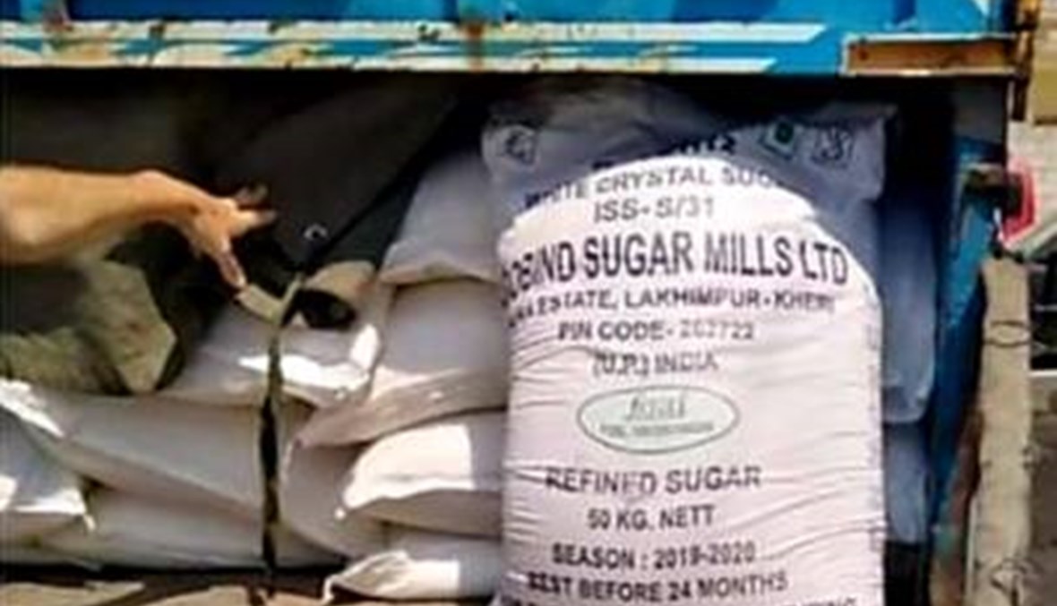 حجز شاحنة تحوي 10 أطنان من السكر المعدّ للتهريب إلى سوريا