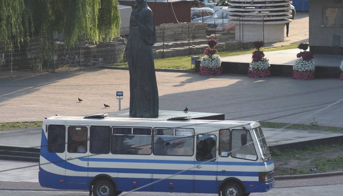 الافراج عن ثلاث من 20 رهينة في حافلة في أوكرانيا