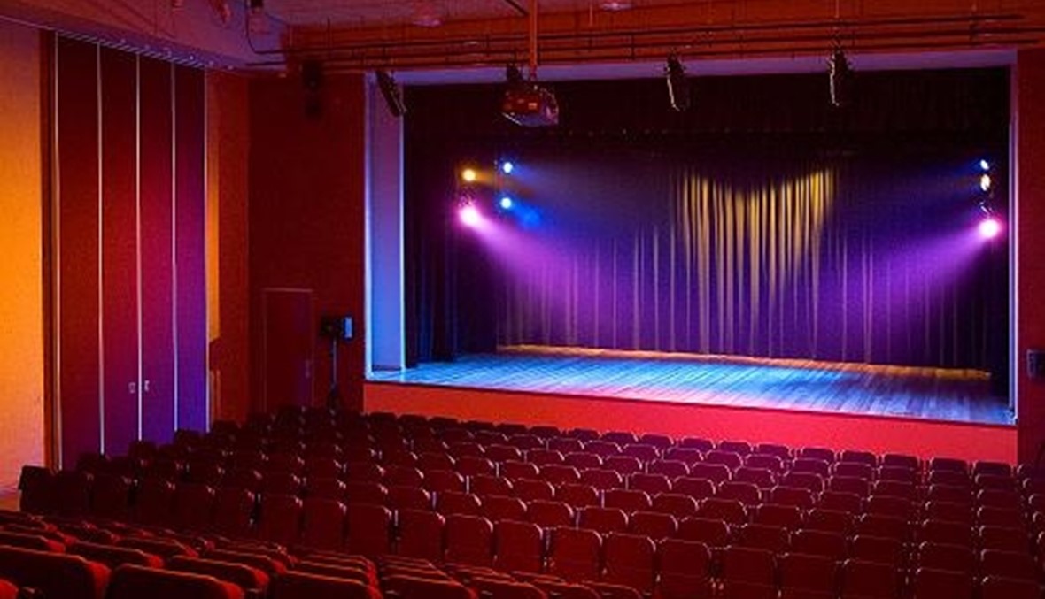 بغداد تحتفل بأول مهرجان مسرحي دولي