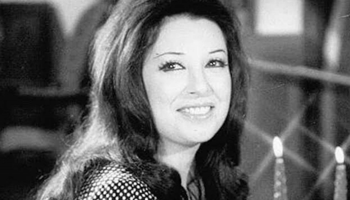 مكالمة هاني شاكر لنجاة الصغيرة تكشف عن مكان إقامتها