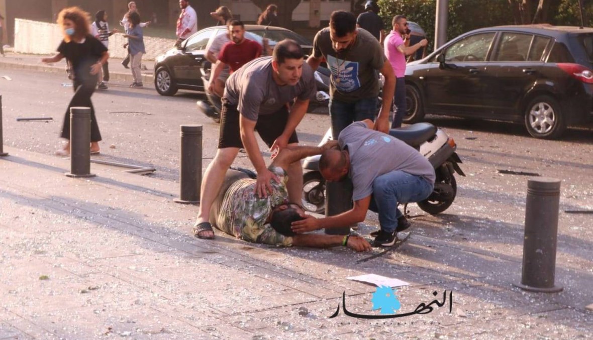 المشهد من أمام مستشفيات لبنان كارثي... جرحى بالمئات وجثث مجهولة الهوية