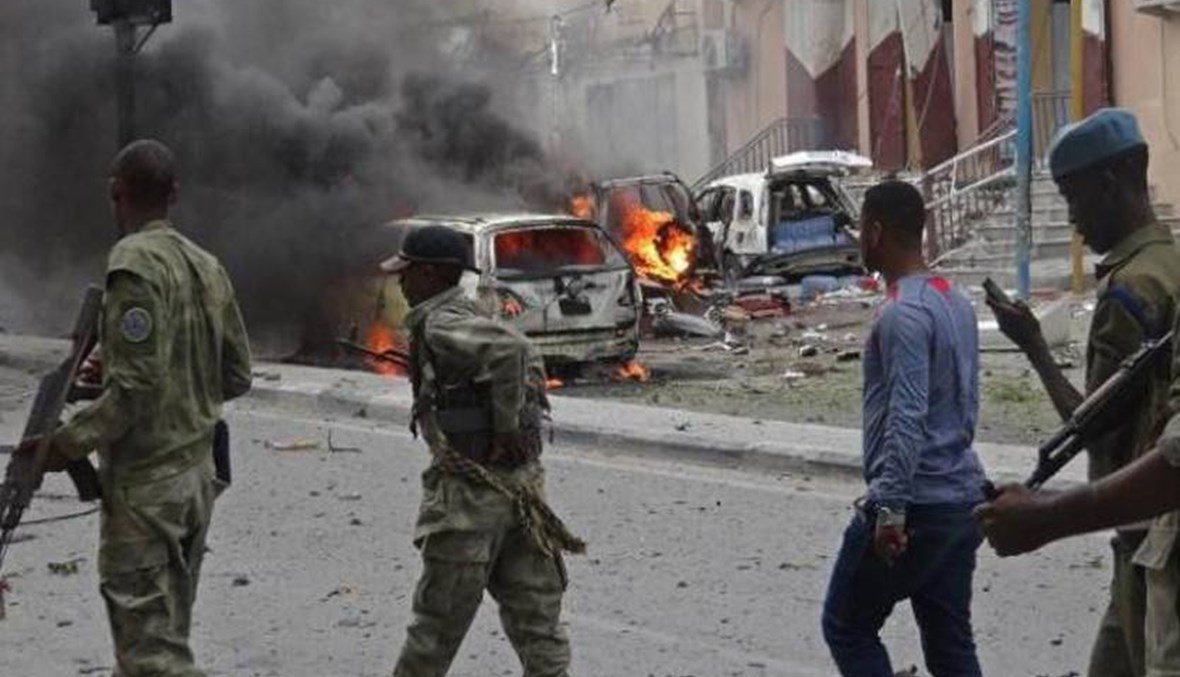 انفجار قوي يهز قاعدة عسكرية بالعاصمة الصومالية