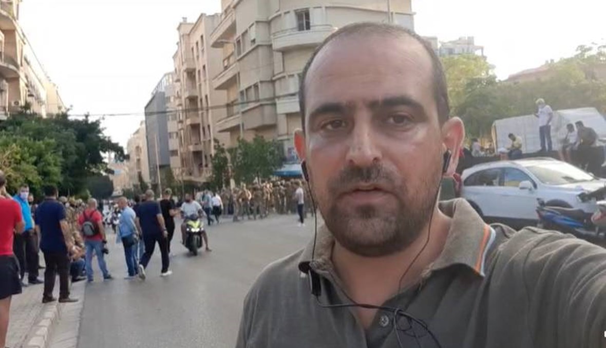 عناصر من حركة "أمل" تعتدي على مراسل "النهار" بالضرب وتُصادر هاتفه... لن نسكت (فيديو)