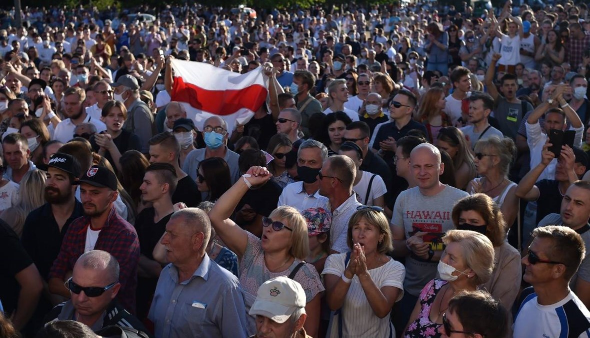 بيلاروسيا: توقيف رئيسة حملة المرشحة المعارضة سفيتلانا تيخانوفسكايا