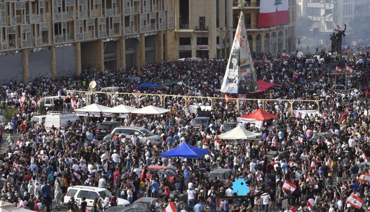 ساحة الشهداء تمتلئ بعشرات الآلاف في سبت الغضب... أكثر من 100 صورة تختصر المشهد