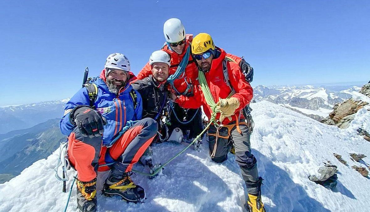 بريطاني مبتور الأطراف يتسلّق جبال الألب... "مصدر إلهام للجميع"