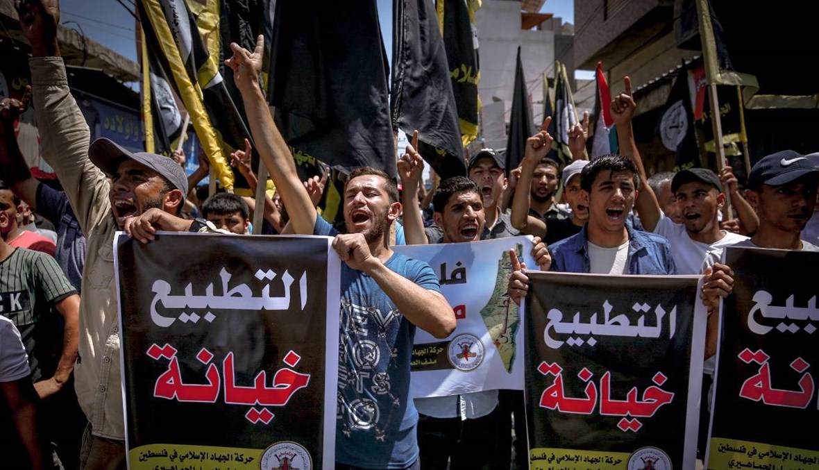 فلسطينيّون يهاجمون الاتفاق الإسرائيلي- الإماراتي: "خيانة" و"انقسام"
