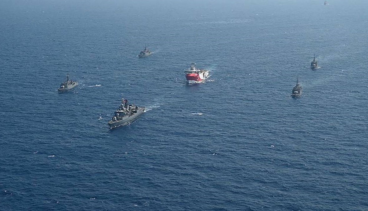 اصطدام خفيف لسفينتين حربيتين يونانيّة وتركيّة: أنقرة تصف الواقعة بـ"الاستفزاز"
