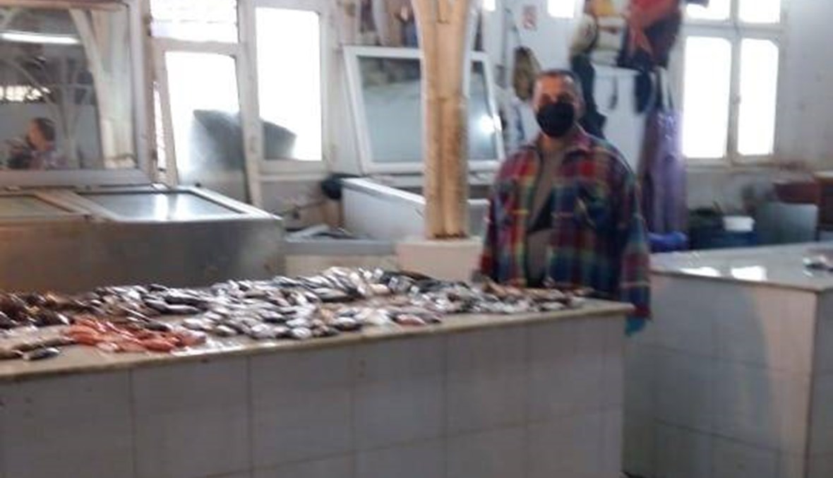 جولة لمراقبي وزارتي الصحة والزراعة في سوق السمك في صيدا