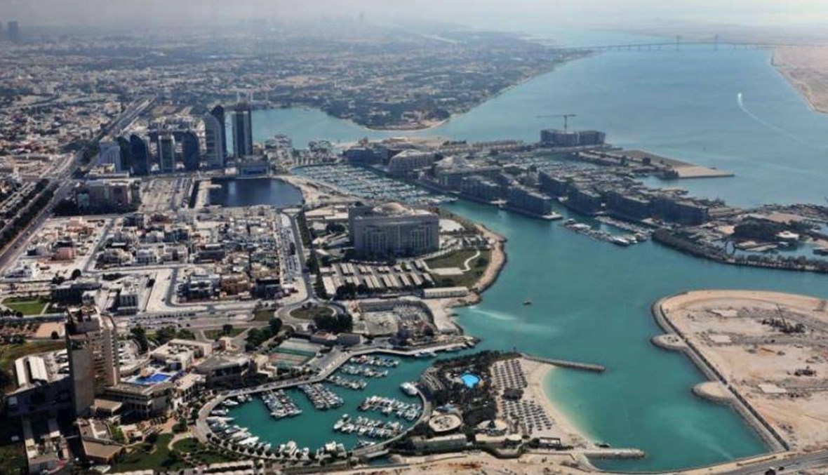 ستاندرد اند بورز: اقتصاد أبوظبي سينكمش 7.5 في المئة تقريبا هذا العام