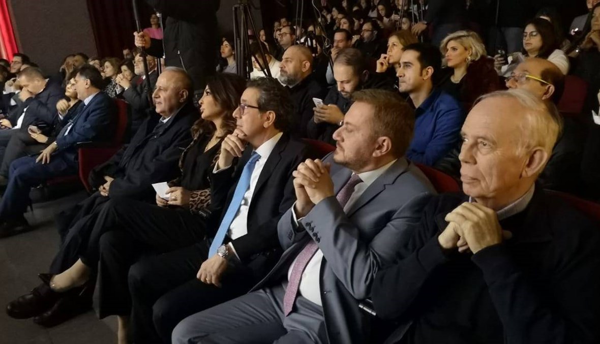 المرحلة الصعبة من مرض إليسا... ورسالة مؤثرة: "ما تنسي"