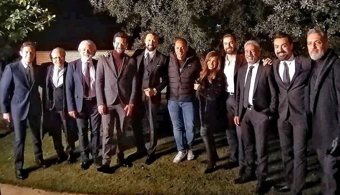 قبل "أشباح أوروبا"... هيفا وهبي تستقبل أبطال "أسود فاتح" في بيروت (صور)