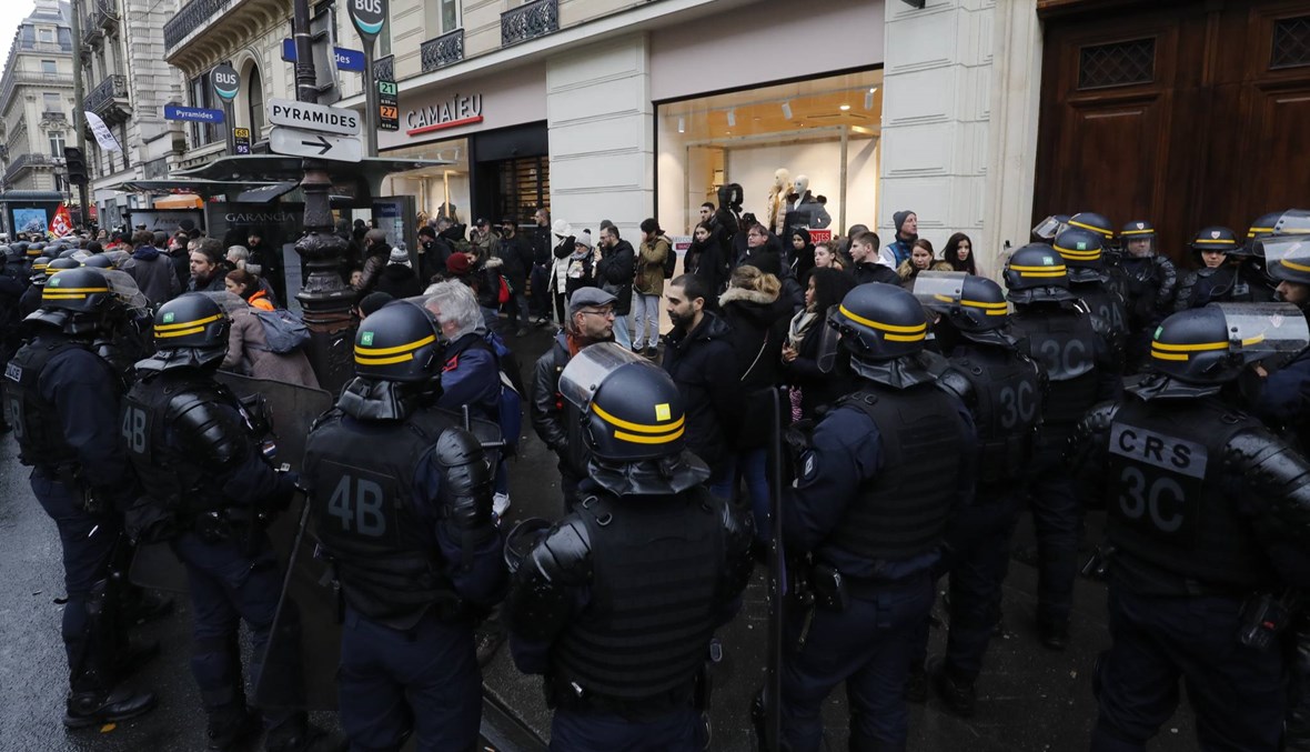فرنسا تواجه الإضراب الأطول في النّقل منذ 30 عاماً: خطاب ماكرون لم يرض النقابات