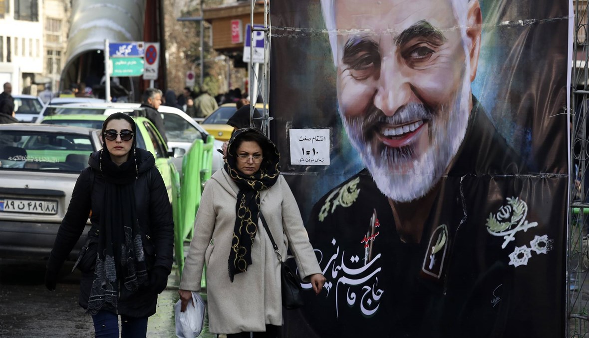 طهران تندّد بترحيل أميركا طالباً إيرانياً "برغم حيازته تأشيرة دخول": تعامل غير الإنسانيّ"